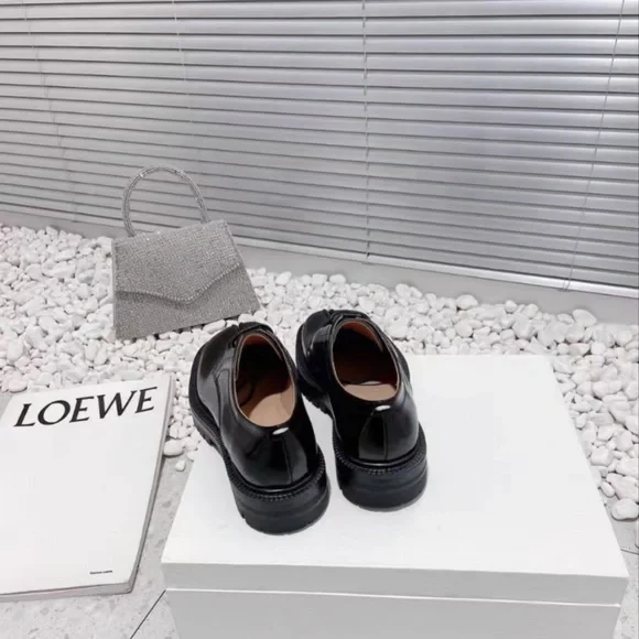 Loewe Glossy Black Women's Oxford Shoes - Picture 4 of 9